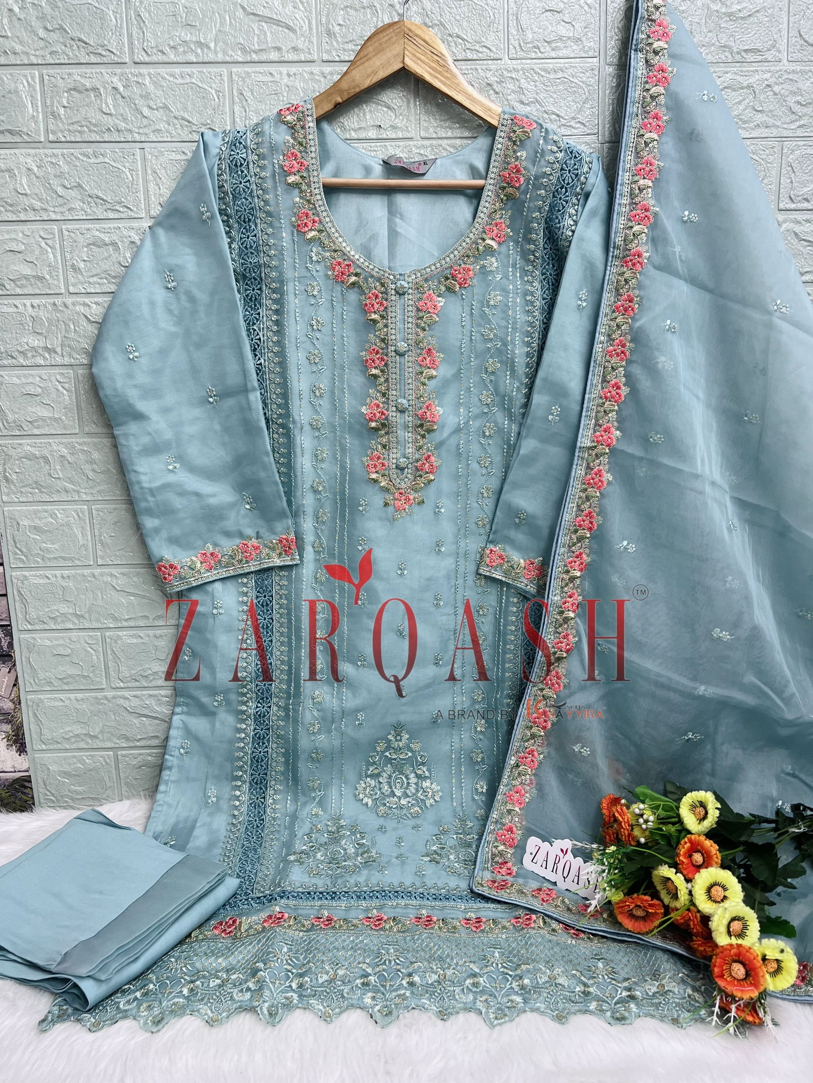 Zarqash 316 A To B Organza Heavy Embroidery Pakistani Readymade Suits Wholesale Shop In Surat
